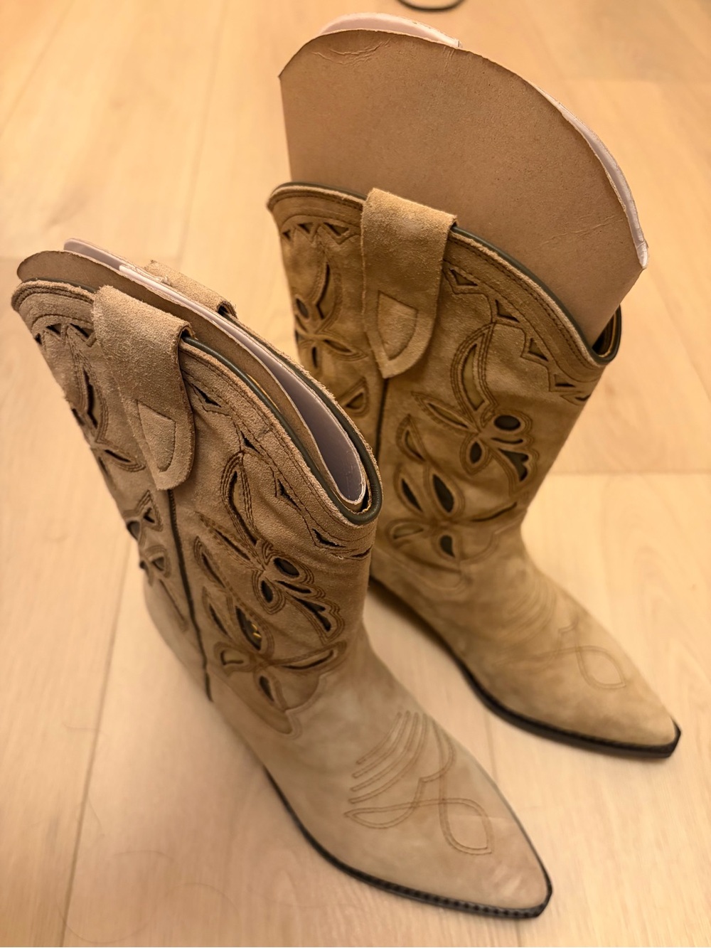 Stunning Western Boots - 99% new - Picture 3 of 11